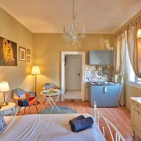 דירה Old Romantic With Free Private Parking *