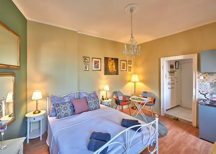 Apartment Old Romantic With Free Private Parking