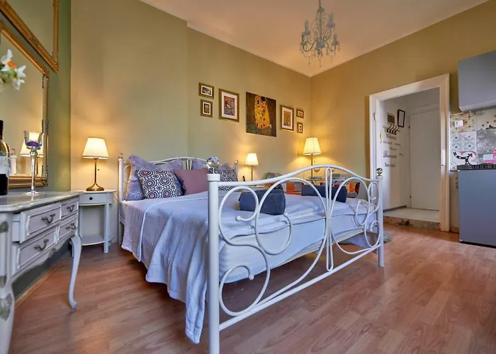 Old Romantic With Free Private Parking * Pula