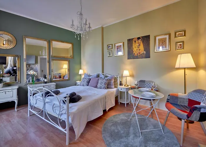 Apartment Old Romantic With Free Private Parking Pula